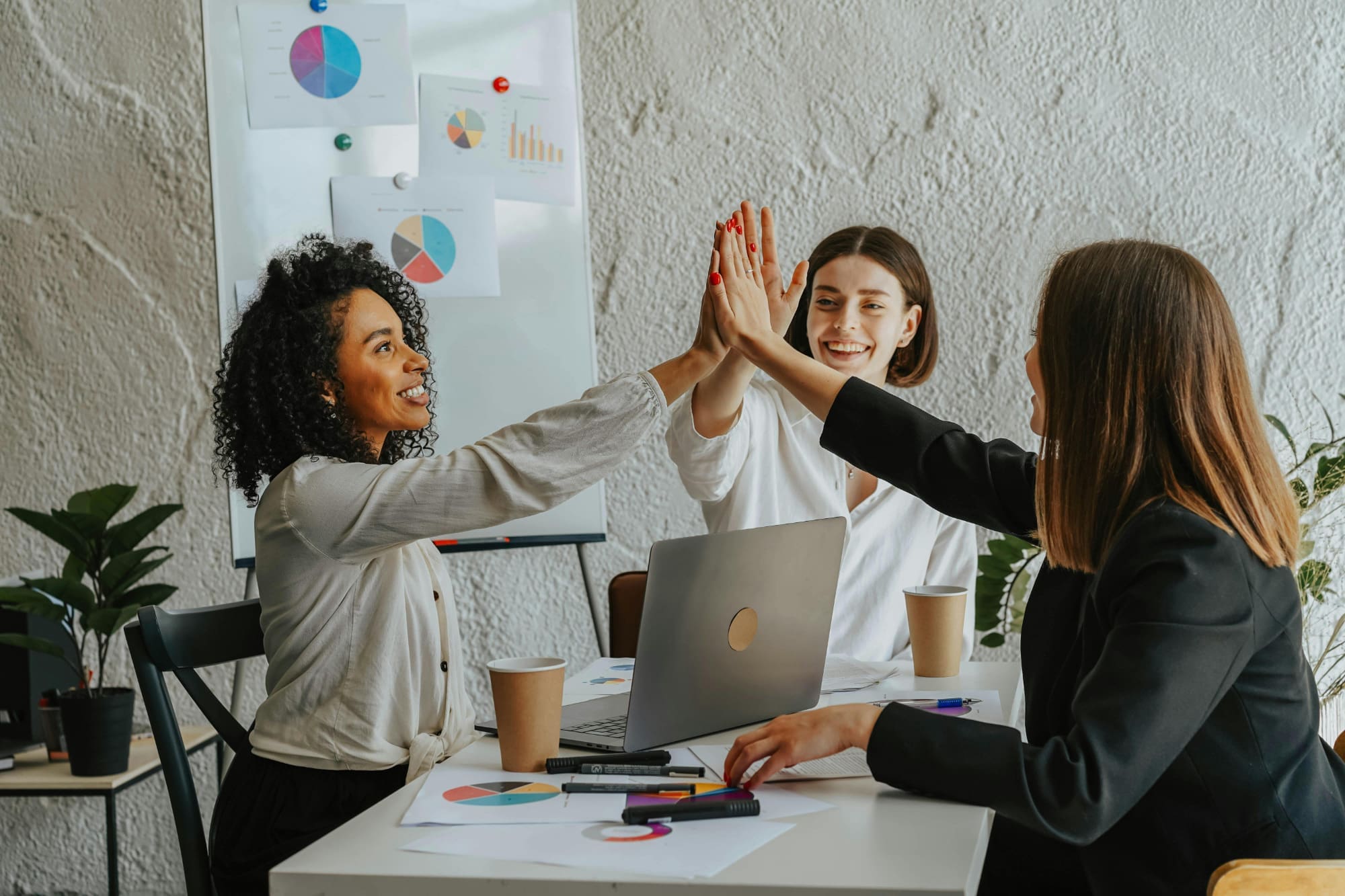 Office-High-Five-1